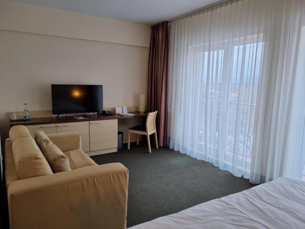 The Gerald'S Hotel Rădăuţi Zewnętrze zdjęcie