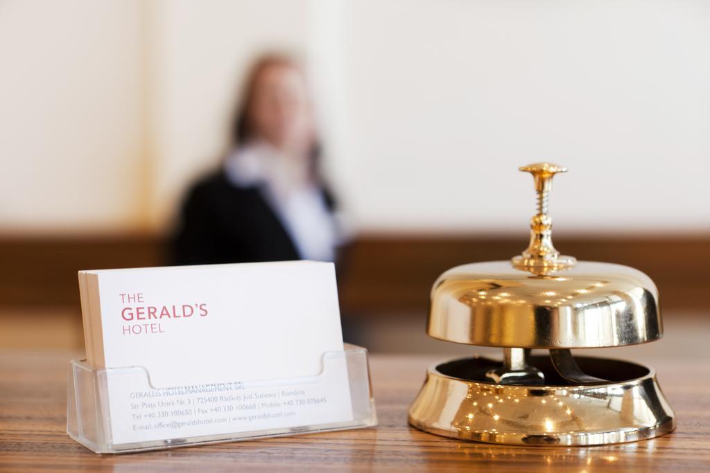 The Gerald'S Hotel Rădăuţi Zewnętrze zdjęcie